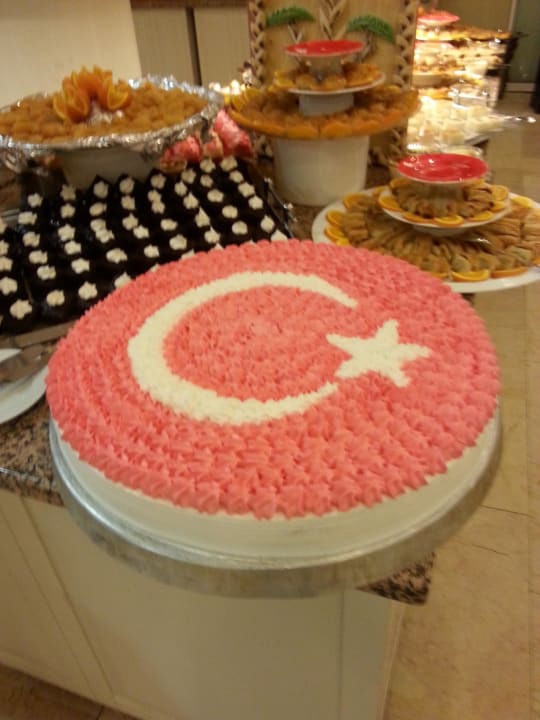 Lecker kuchen  Hotel Royal Garden Beach