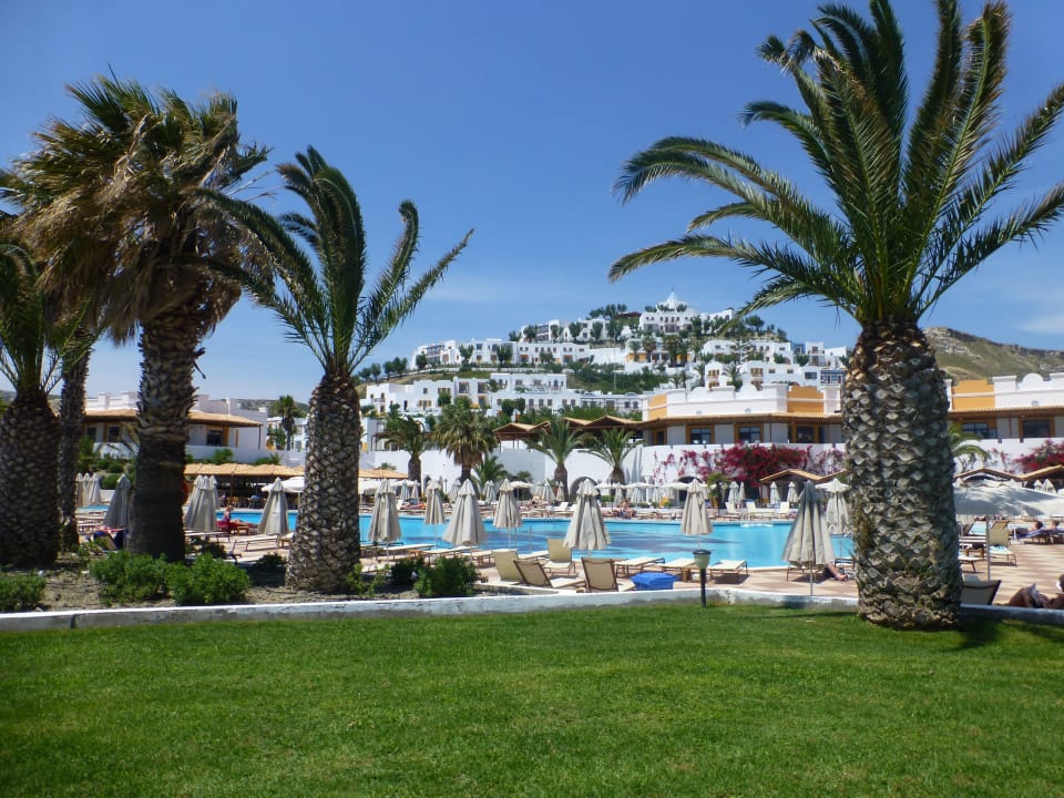 Wunderschön angelegte Bungalows am Berg Lagas Aegean Village