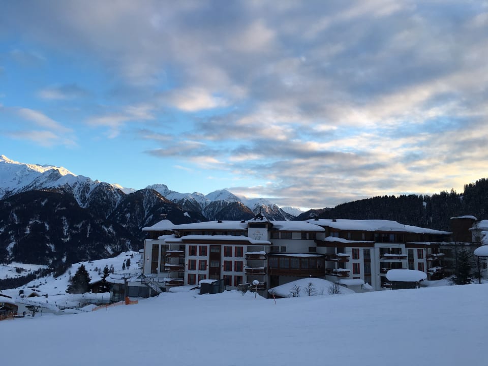 Außenansicht Schlosshotel Fiss