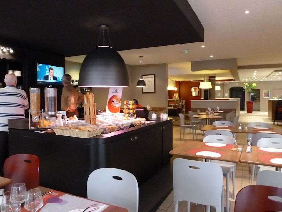 Frühstücksbuffet Campanile Perpignan Nord - Aéroport