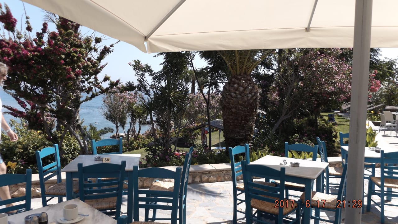 Restaurant Crystal Springs Beach Hotel