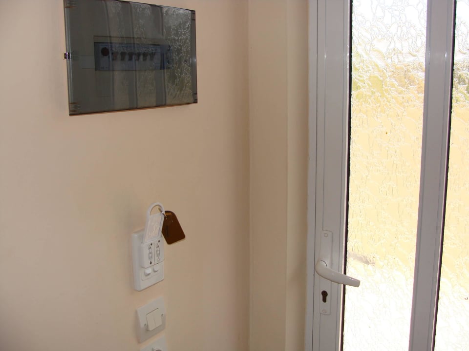 Drzwi wejściowe SuneoClub Cavo D'Oro Hotel