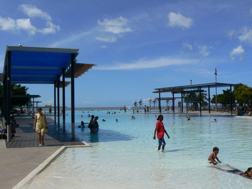 Künstliche Lagune in Cairns Hotel Cairns Beach Resort