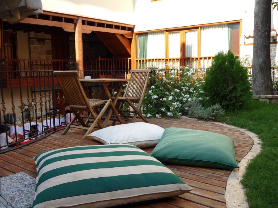 Liegebereich Mediterra Art Hotel