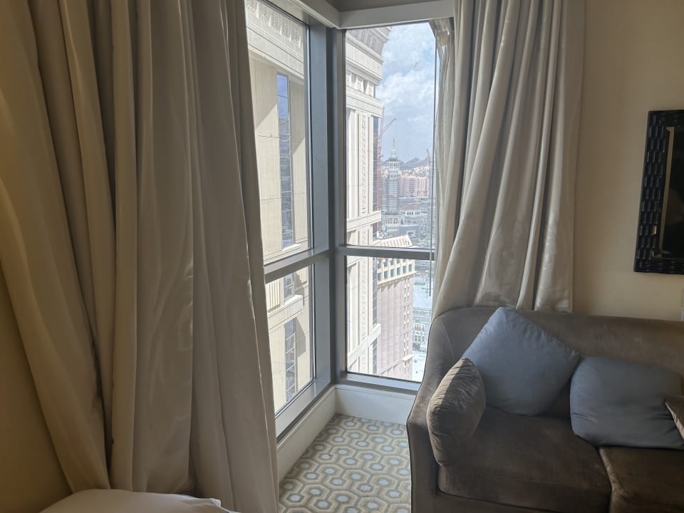 Zimmer Conrad Jabal Omar Makkah