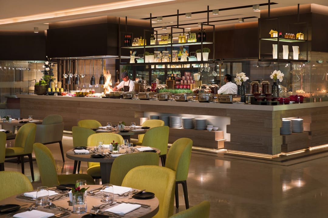 Gastro Saadiyat Rotana Resort &  Villas