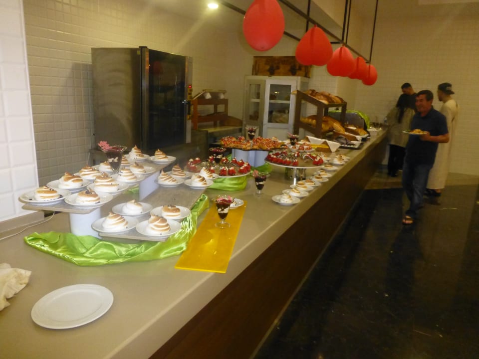 Gastro Saturn Palace Resort Hotel