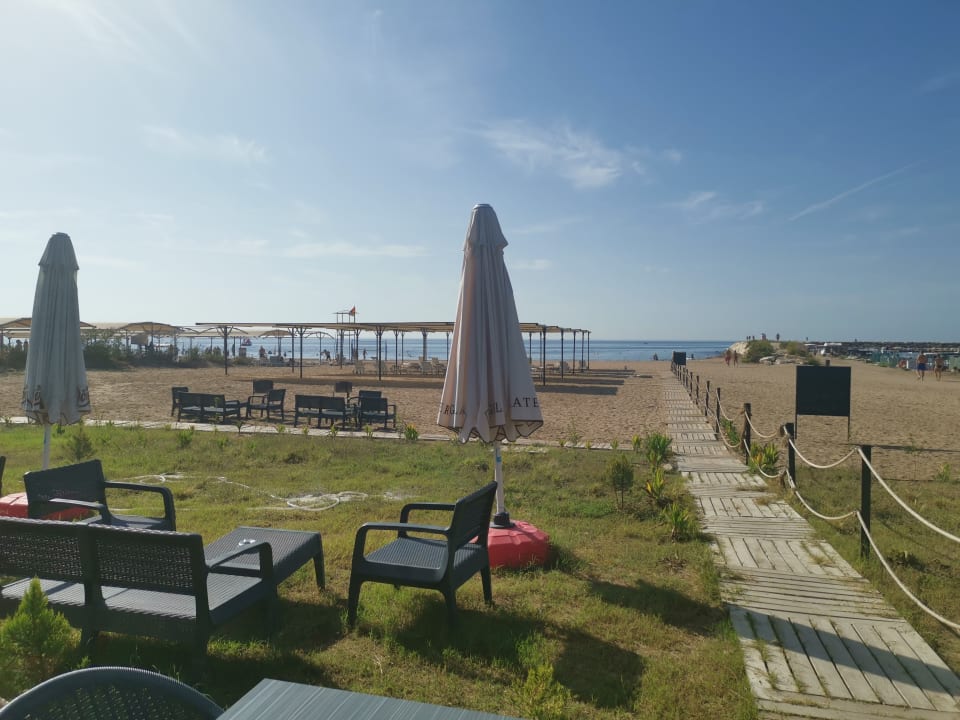 Strand Side Aquamarin Resort & Spa