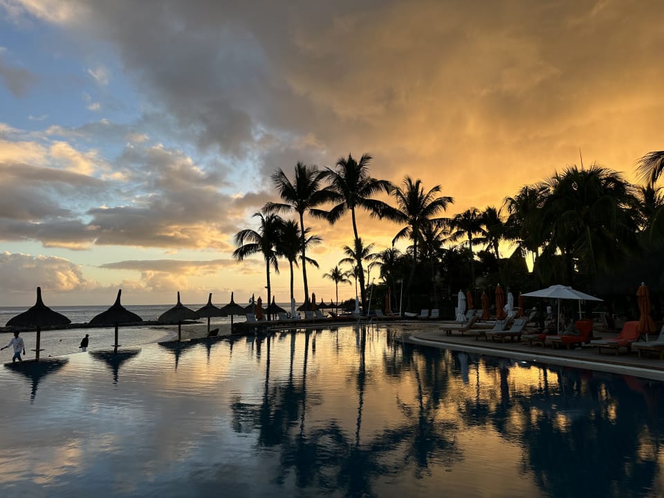 Pool Sands Suites Resort & Spa