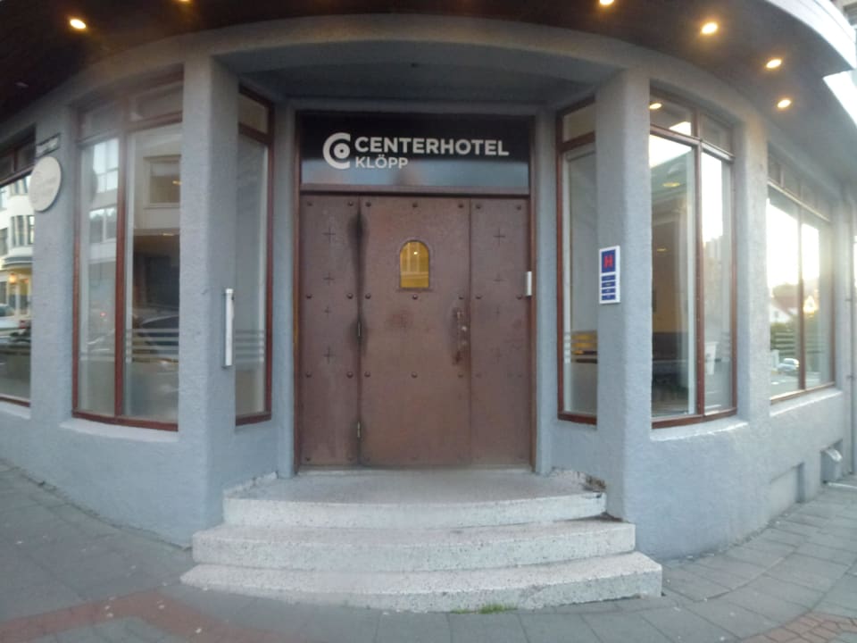 Eingang zum Hotel Klöpp in Reykjavik Centerhotel Klopp