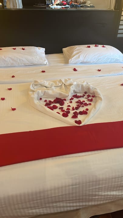 Zimmer Rixos The Palm Hotel & Suites