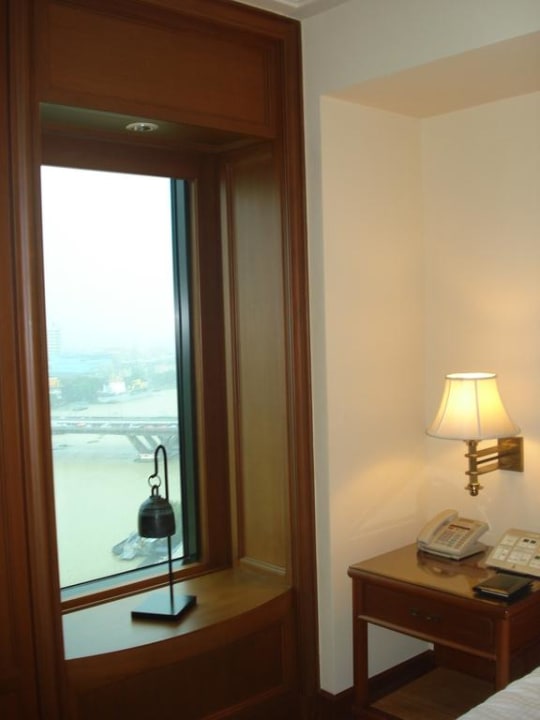 Fenster im Zimmer Hotel The Peninsula Bangkok