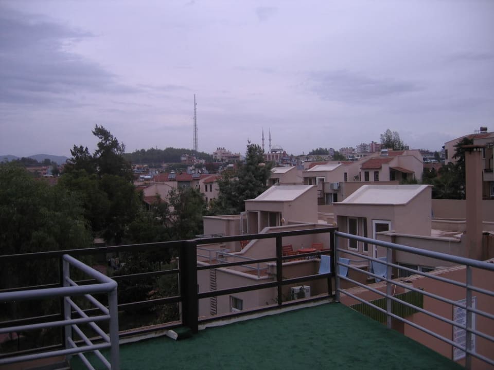 Ausblick vom Ruhepool aus Mira Meridia Beach Hotel