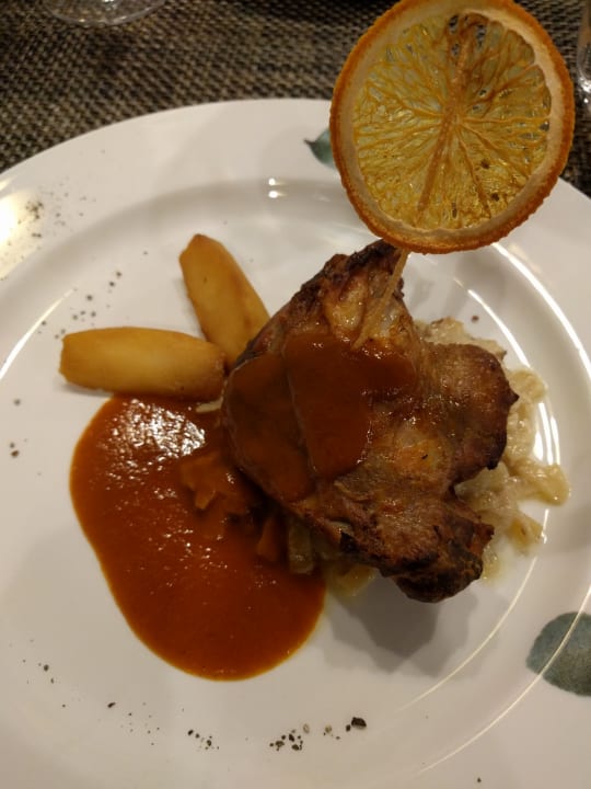 Gastro Acanthus Cennet Barut Collection