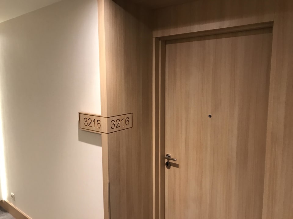 Deluxe Neubau Hilton Munich Airport