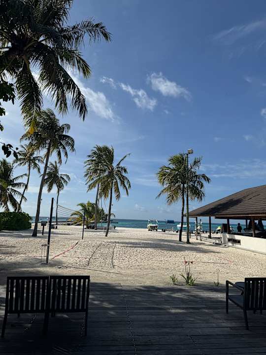 Strand Kuredu Island Resort & Spa