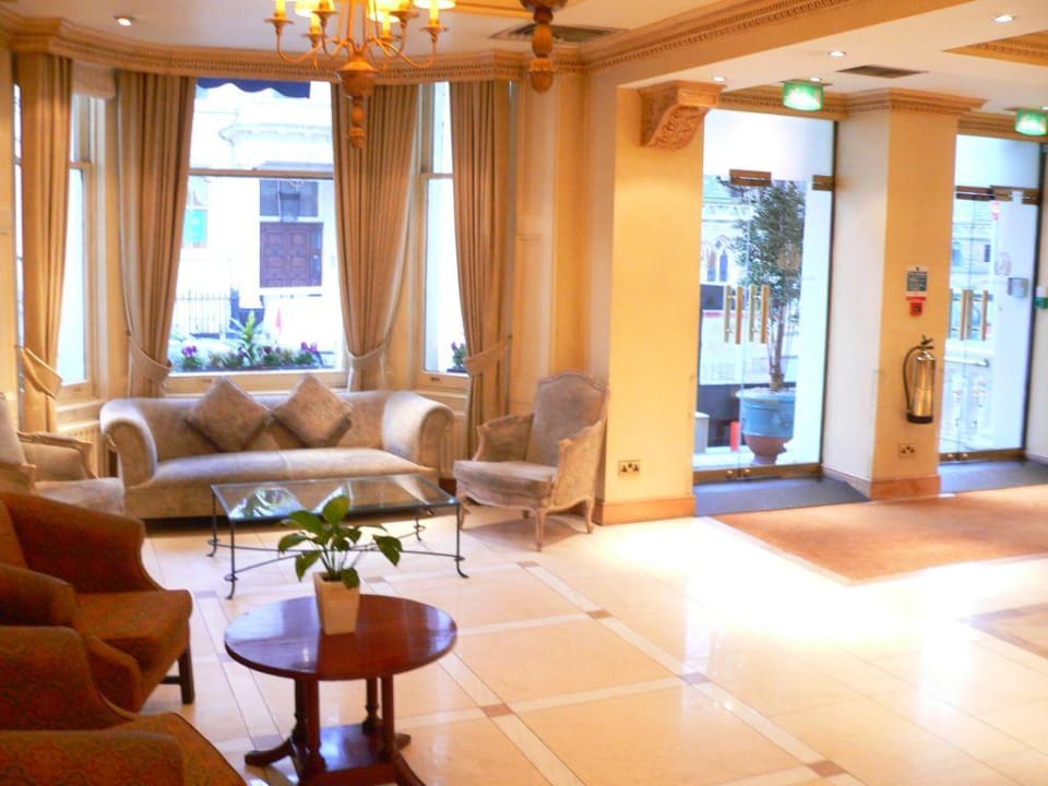 Lobby Melia London Kensington