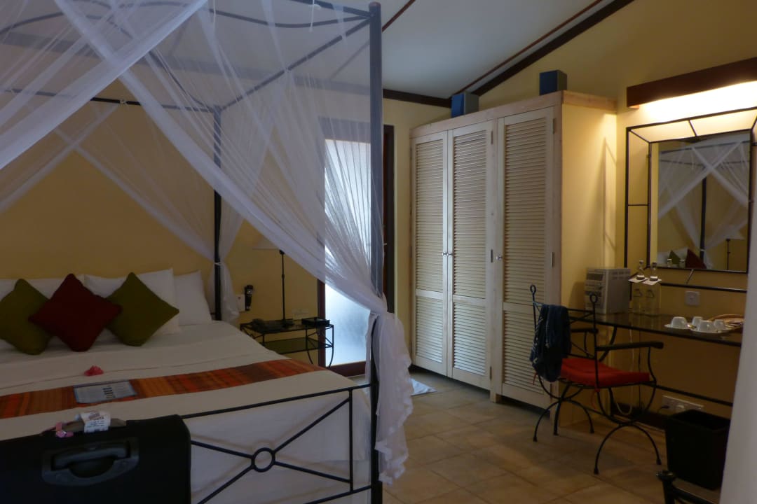 Beachbungalow 410 Kuredu Island Resort & Spa