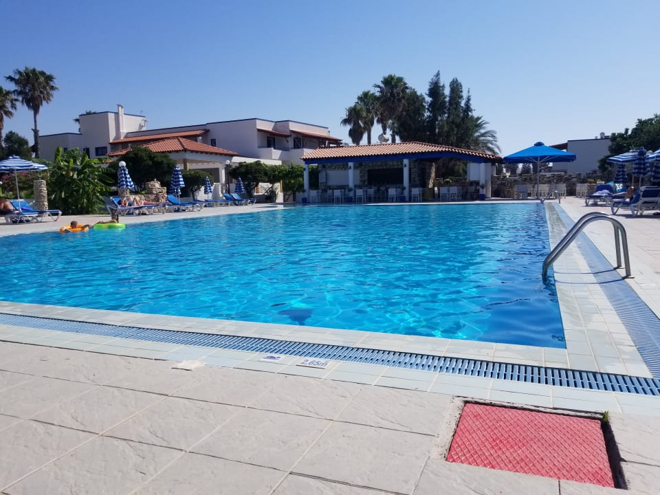 Pool Hotel Tigaki's Star