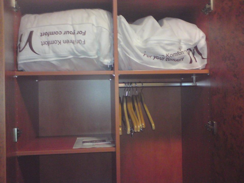 Kleiderschrank Hotel Mercure Hagen