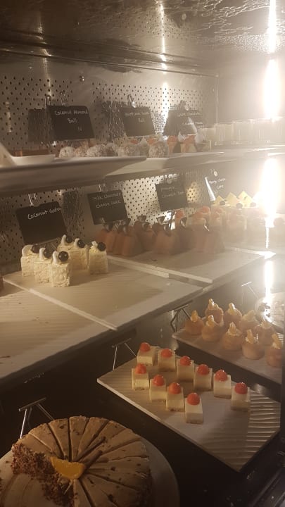 Gastro Constance Moofushi Maldives
