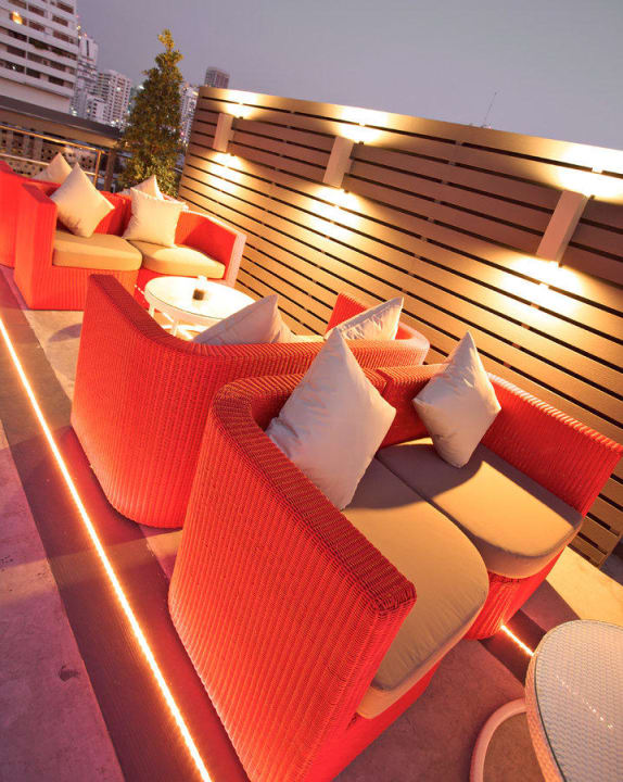Coud 9, Rooftop Bar Hotel Solo Sukhumvit 2
