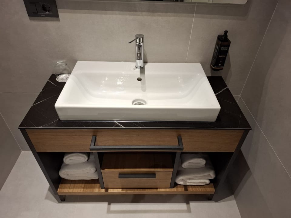 Zimmer Mercure Tirana