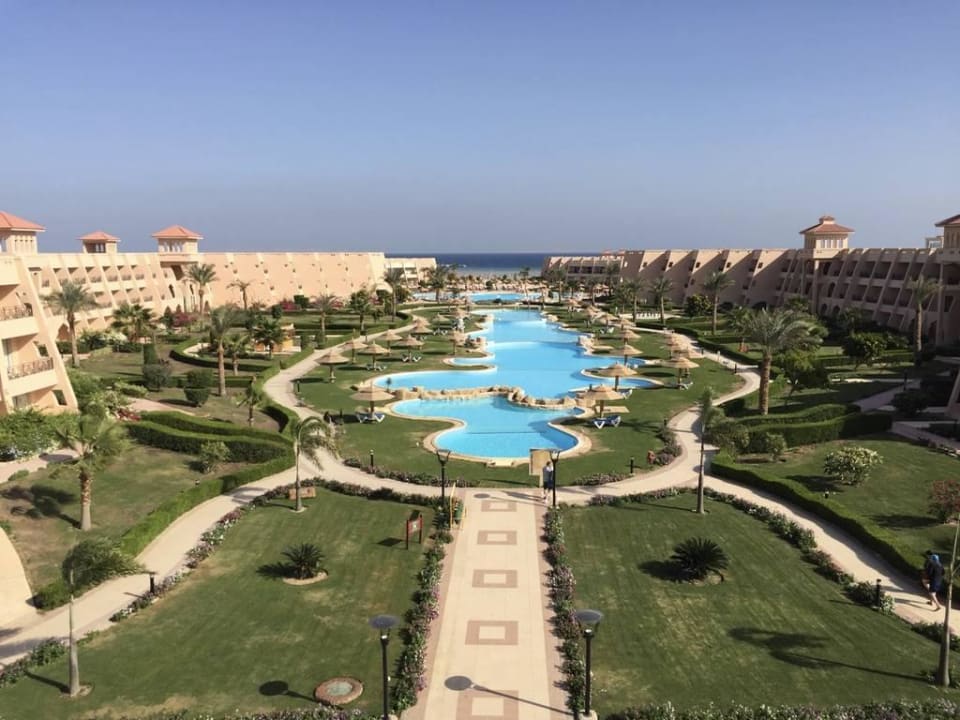 Sicht vom Hauptgebäude Jasmine Palace Resort & Spa