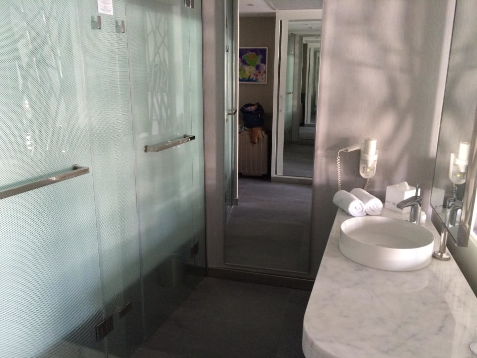 Bad  The Sense Deluxe Hotel