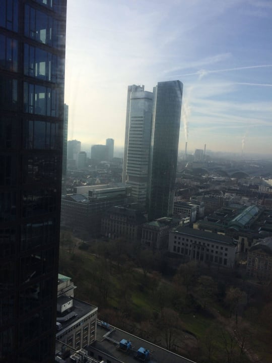 View from room INNSIDE by Meliá Frankfurt Eurotheum