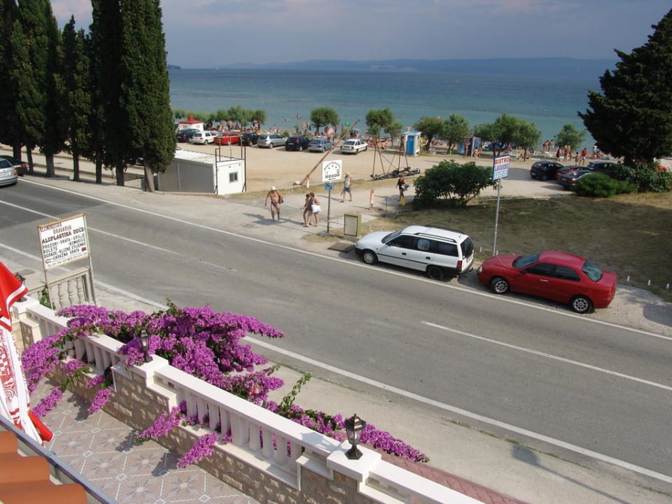 Balkonausblick Pansion & Apartments Sidro