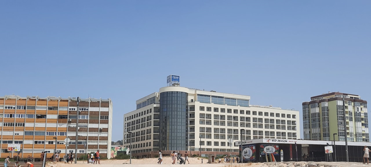 Außenansicht Tryp Lisboa Caparica Mar