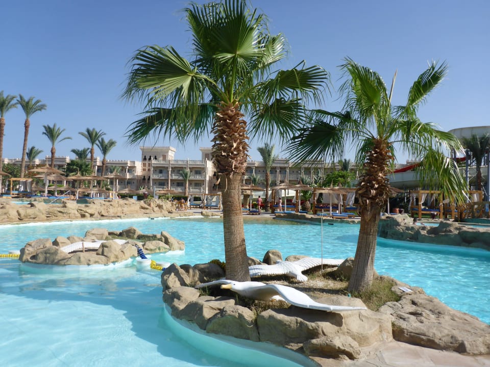 Pools Beach Albatros Resort