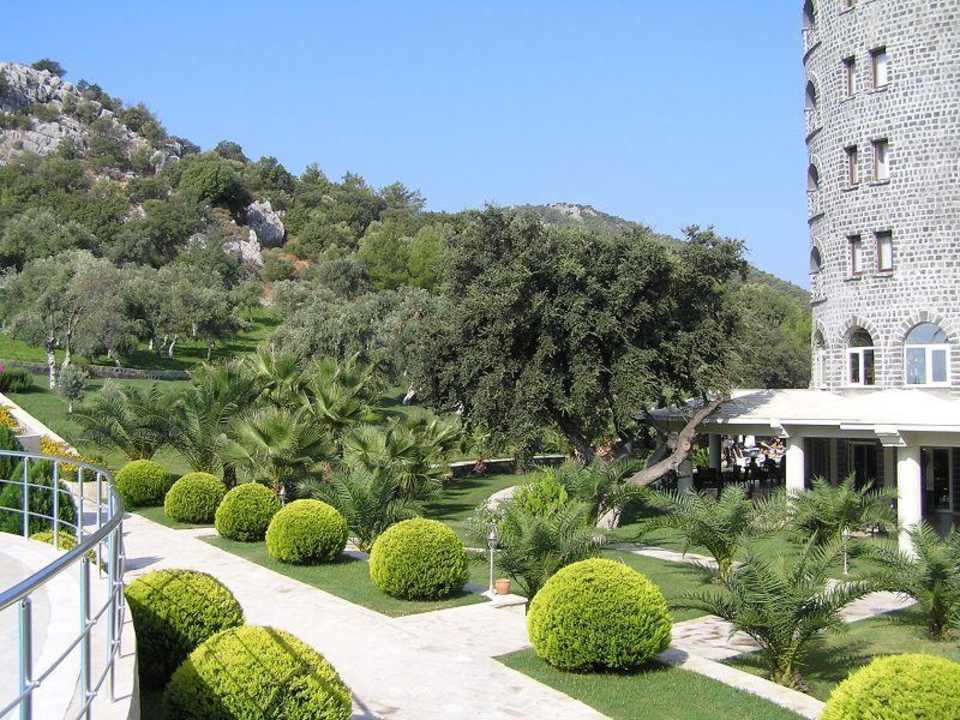 Weg vom Hotel zum Pool X Life Hotel Sarıgerme