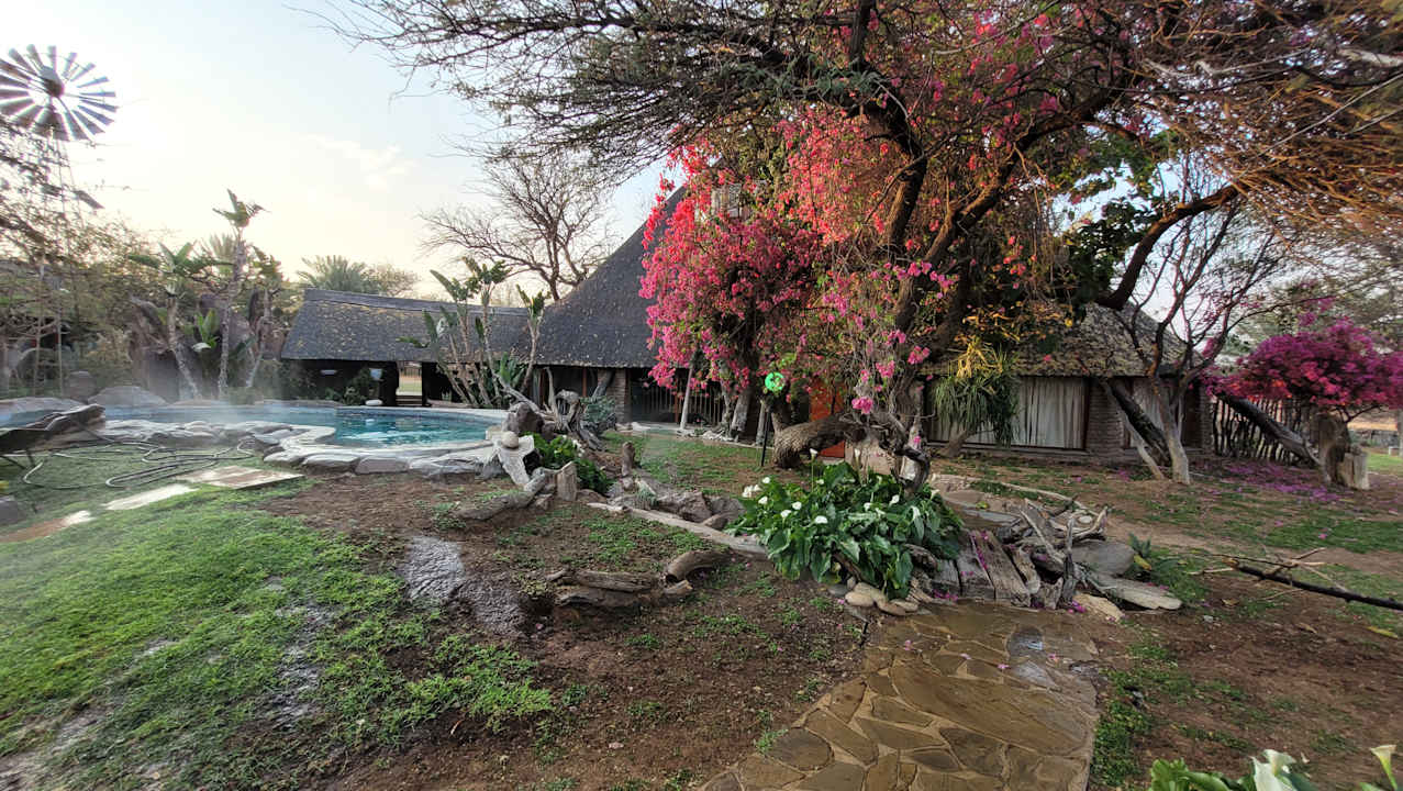 Gartenanlage Kalahari Bush Breaks Lodge