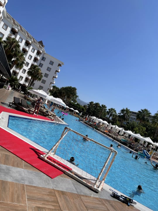 Pool Hotel Royal Garden Beach