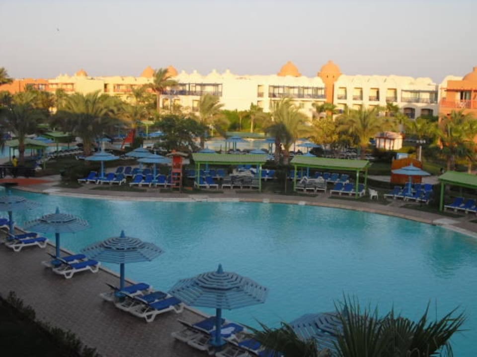 Sonnenaufgang Titanic Beach Spa & Aqua Park