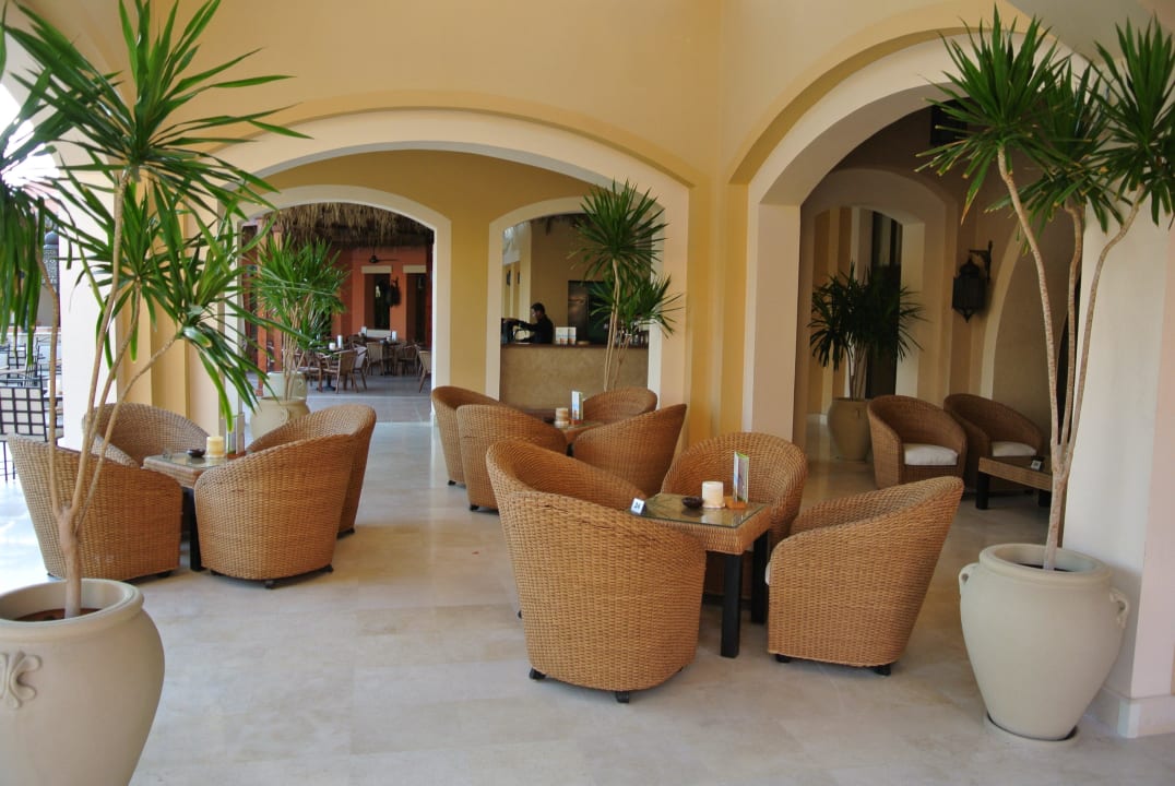 Außenbar Jaz Dar EL Madina