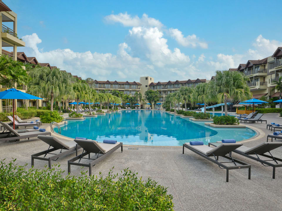 Pool Phuket Marriott Resort & Spa Merlin Beach