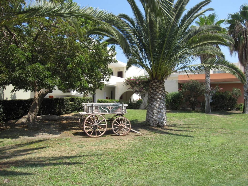 Aussenbereich Kipriotis Village Resort