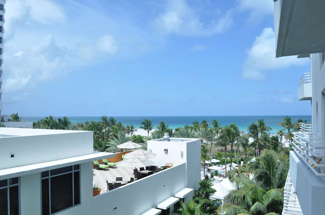 Sicht vom Zimmer auf den Strand Royal Palm South Beach Miami, a Tribute Portfolio Resort