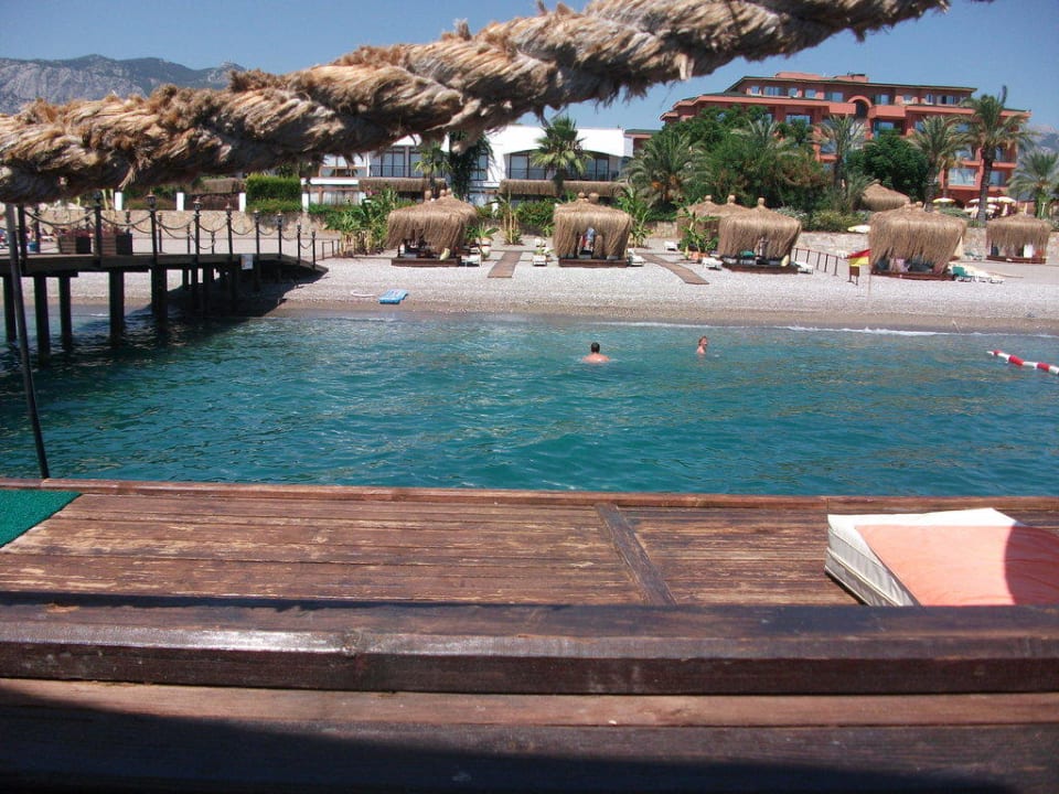 Schöner Ausblick vom Steg Emelda Sun Club