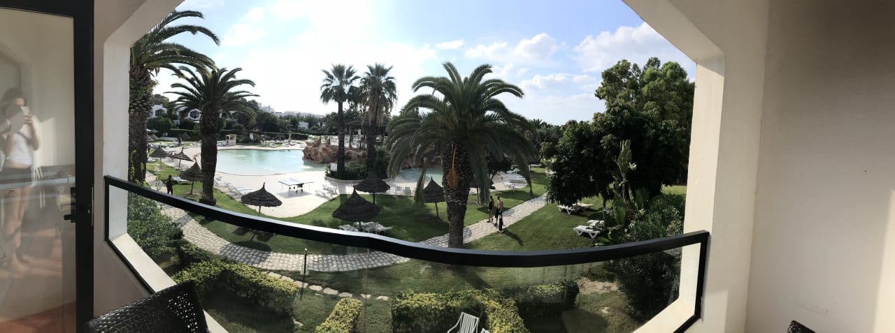 Pool Sentido Phenicia