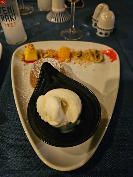 Gastro Sunis Kumköy Beach Resort Hotel & Spa