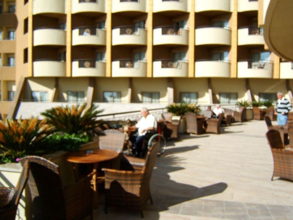 Terrasse Hotel Royal Dragon