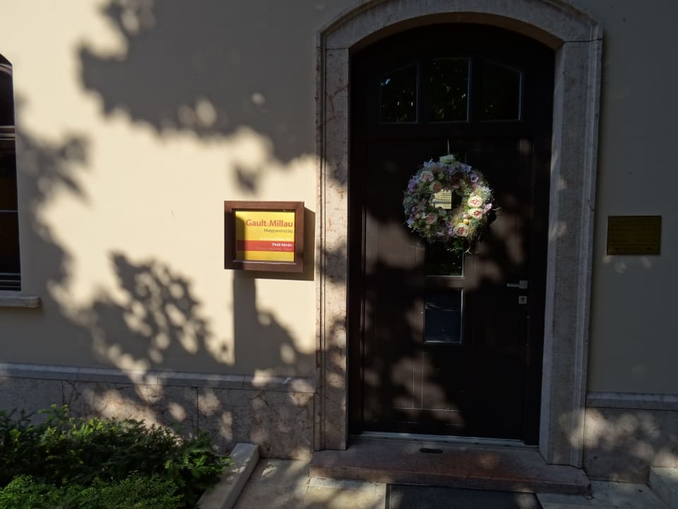 Lobby Hotel Platan Vararok Vendeghaz