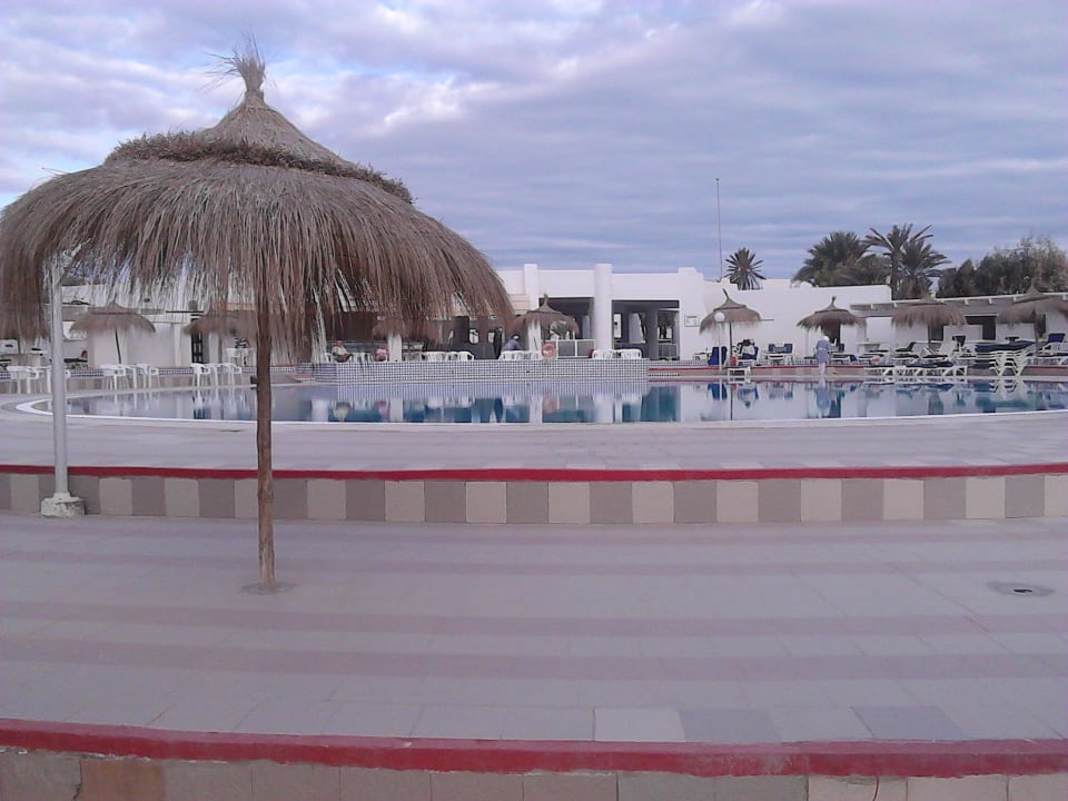 Pool am Meer Hotel El Mouradi Djerba Menzel