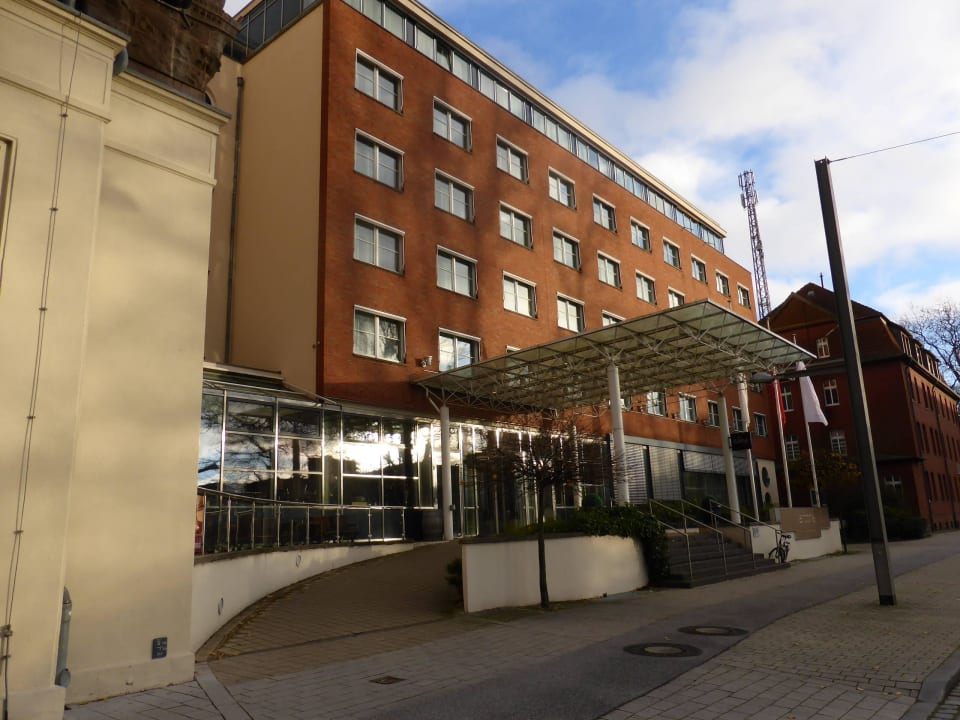 Hoteleingang Hotel Baltic Stralsund