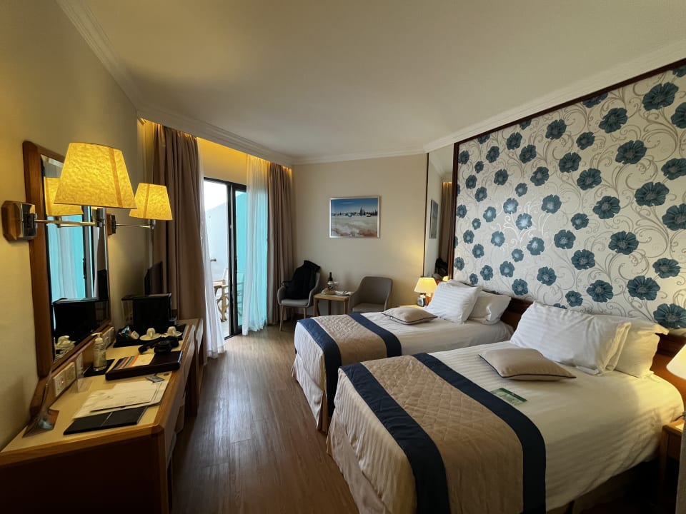 Zimmer Constantinou Bros Athena Royal Beach Hotel