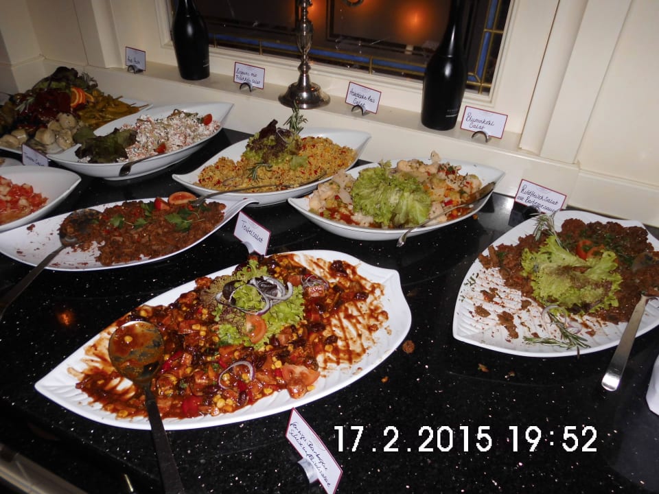 Ein Teil des Vorspeisenbuffets am Abend Morada Strandhotel Ostseebad Kühlungsborn